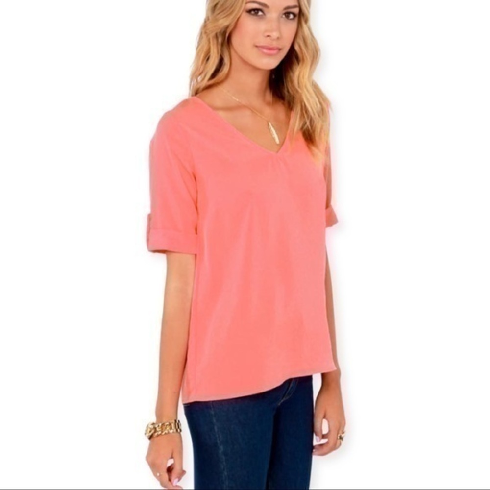 Everly for Lulu’s Plain as Day Coral Top NEW with tags